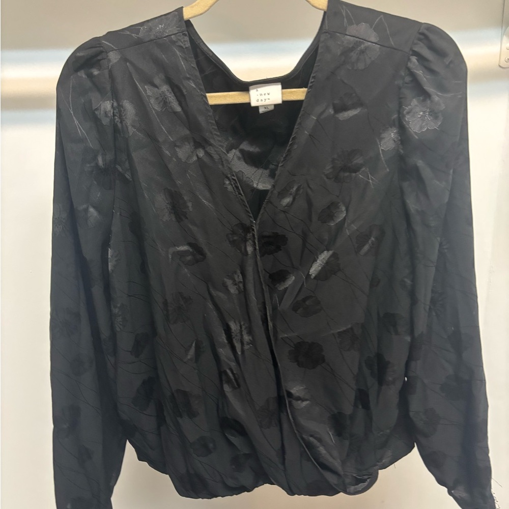 Silk Floral Blouse - Picture 2 of 6